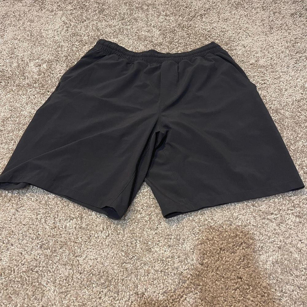 Men’s Size Large Lululemon shorts